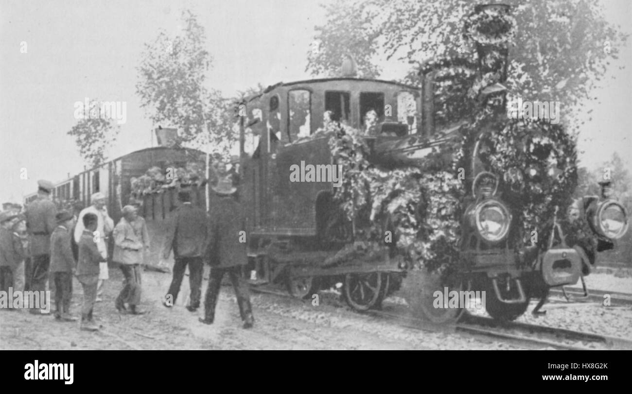 La "Zabergaeubahn 1896" si riferisce a una storica linea ferroviaria o ferrovia della fine del XIX secolo, probabilmente raffigurata in un'opera d'arte che mostra il progresso industriale dell'epoca, che rappresenta l'ascesa del trasporto ferroviario in Europa. Foto Stock
