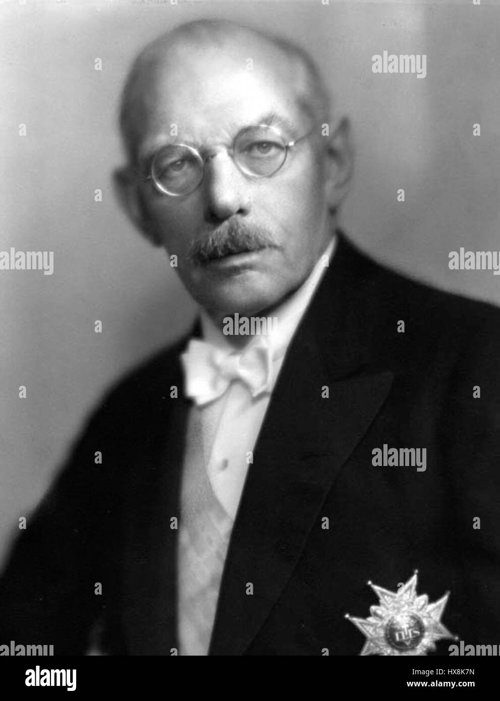 Marcus Wallenberg III è una figura notevole nel moderno business e nella finanza, noto per la sua leadership e influenza nelle industrie svedesi, in particolare nel settore bancario e finanziario. Foto Stock