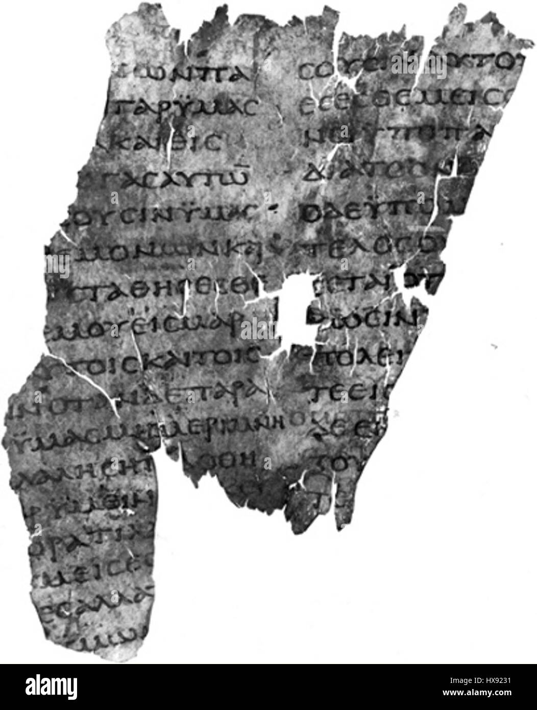 Questo frammento di manoscritto, identificato come Uncial 0171, presenta il Vangelo di Matteo (10:17-25) dal nuovo Testamento. Il testo è scritto in caratteri onciali ed è conservato nella collezione Staatliche Museen di Berlino. Foto Stock