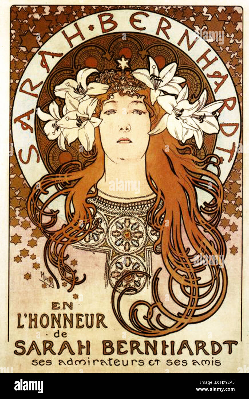 La collaborazione tra l'attrice Sarah Bernhardt e l'artista Alphonse Mucha ha prodotto opere iconiche che combinano l'eleganza dell'Art Nouveau con l'espressione teatrale. I ritratti stilizzati di Bernhardt di Mucha mostrano il suo carattere drammatico, catturando la sua bellezza e forza in composizioni vivide e decorative. Foto Stock