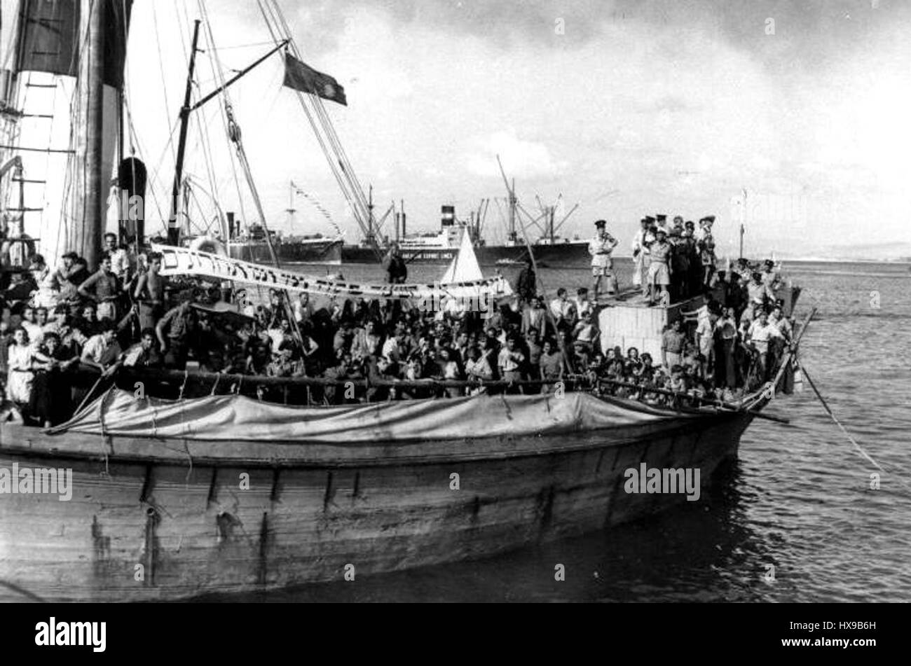 Questo titolo sembra essere una menzione ripetitiva di "Daniele" nella scrittura ebraica. Può riferirsi ad un significativo testo storico o religioso, incentrato sulla figura di Daniele, un profeta nelle tradizioni abramitiche. Foto Stock