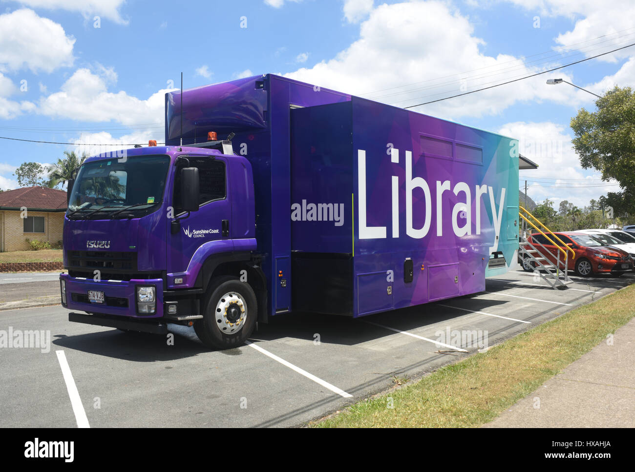 Sunshine Coast, Australia: biblioteca Mobile visitando il villaggio di Monti Glasshouse. Foto Stock