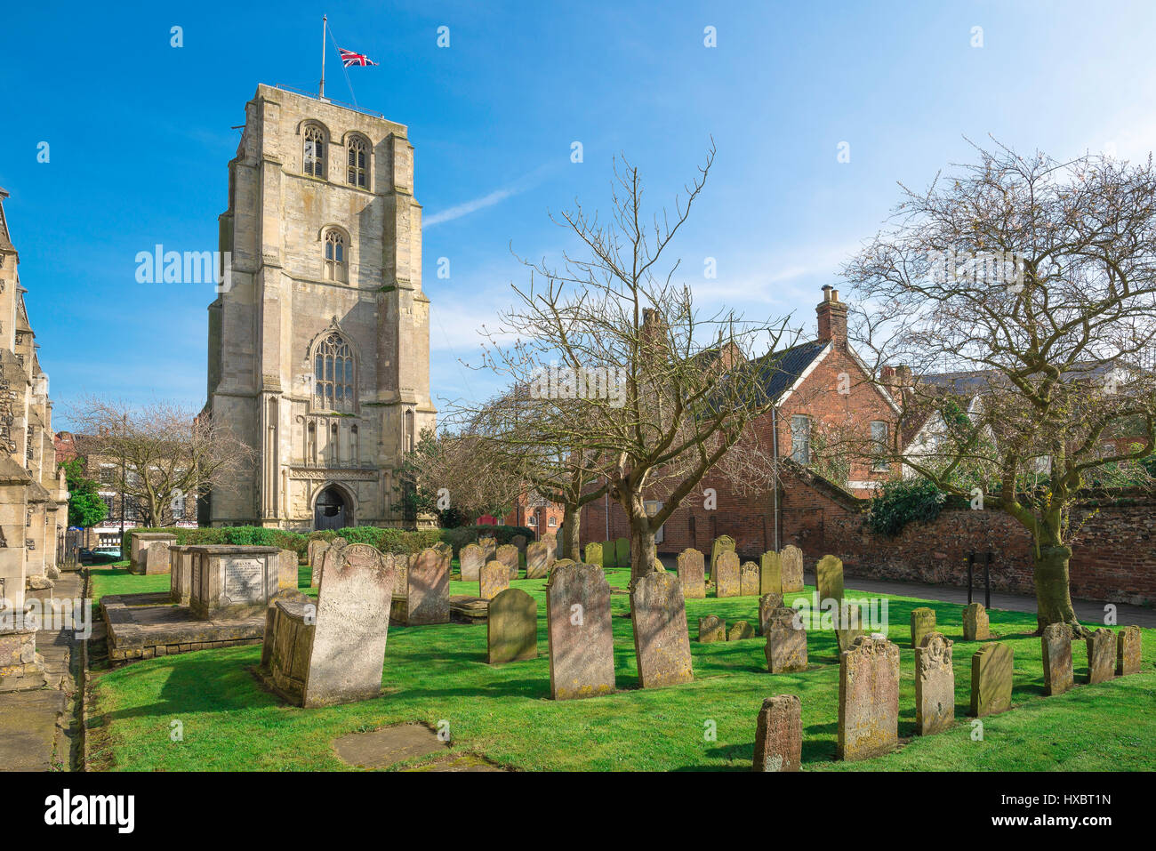 Chiesa di Beccles Suffolk, vista del campanile indipendente del XVI secolo della Chiesa di San Michele nella città di Beccles, Regno Unito. Foto Stock