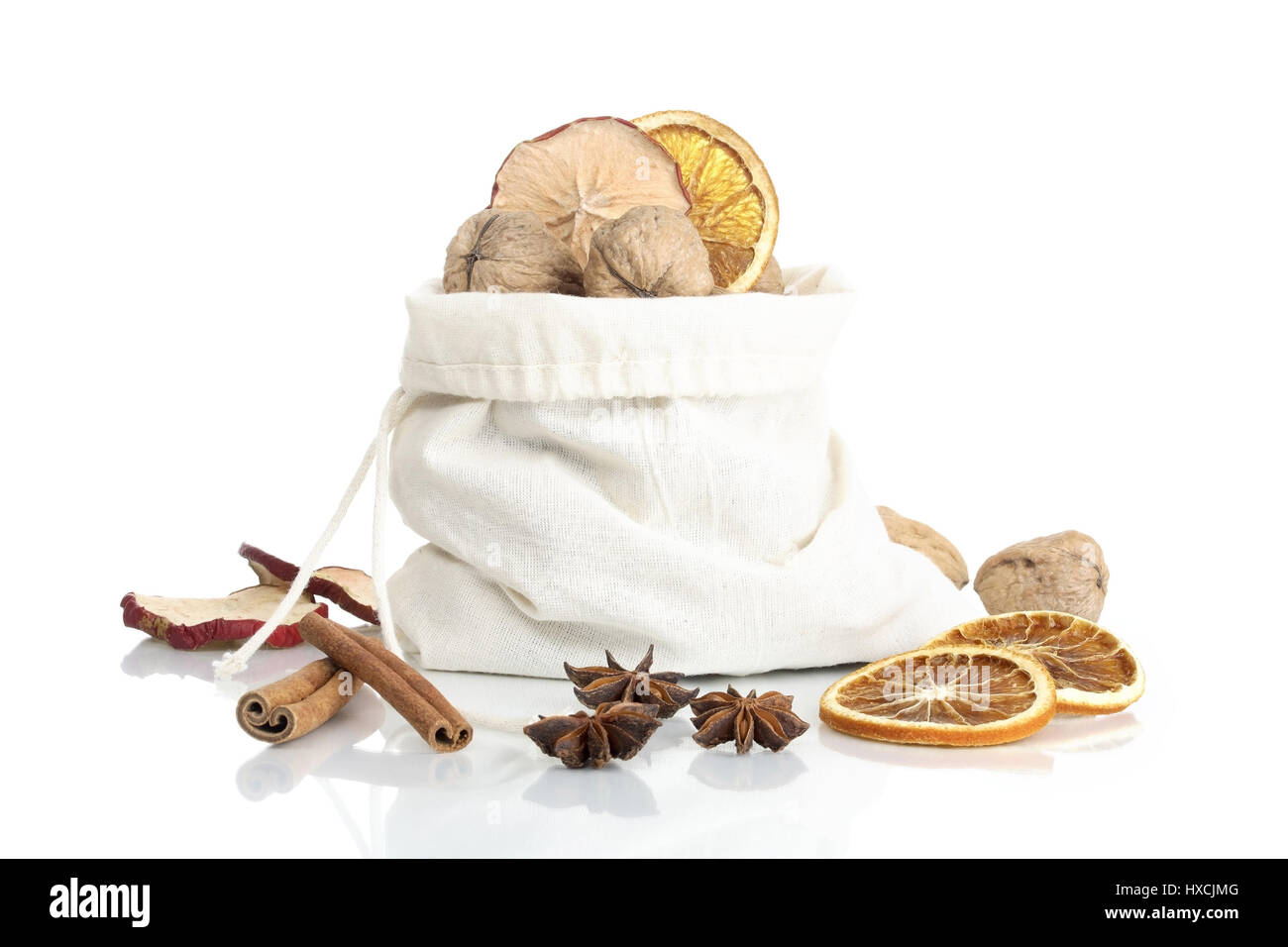 Noci con spezie, Walnüsse mit Gewürzen Foto Stock