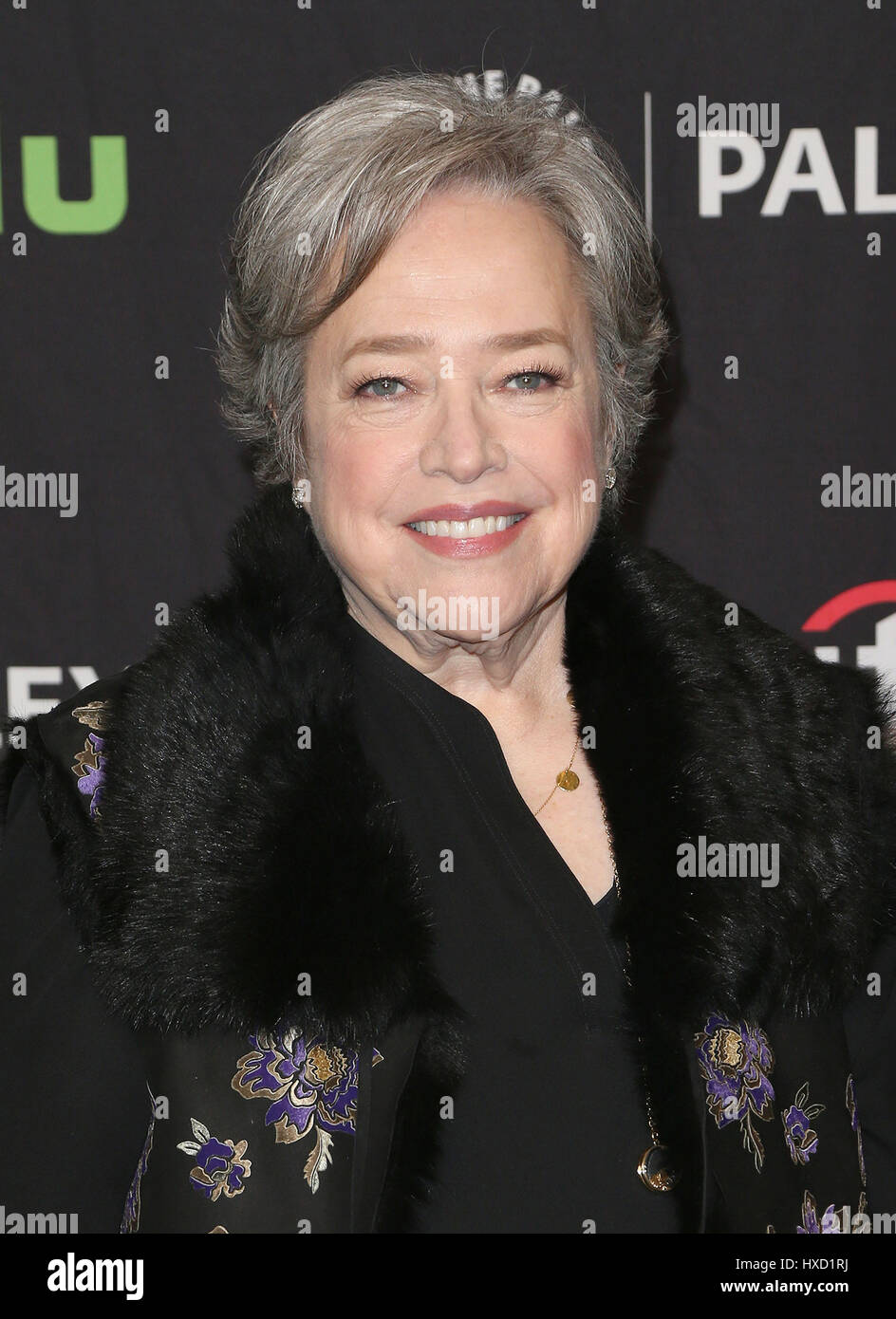 Hollywood, California, USA. 26 Mar, 2017. 26 Marzo 2017 - Hollywood, California - Kathy Bates. Il Paley Centre for Media's 34th PaleyFest annuale di Los Angeles - ''American orrore storia: Roanoke" tenutosi presso il Teatro Dolby. Photo credit: AdMedia Credito: AdMedia/ZUMA filo/Alamy Live News Foto Stock