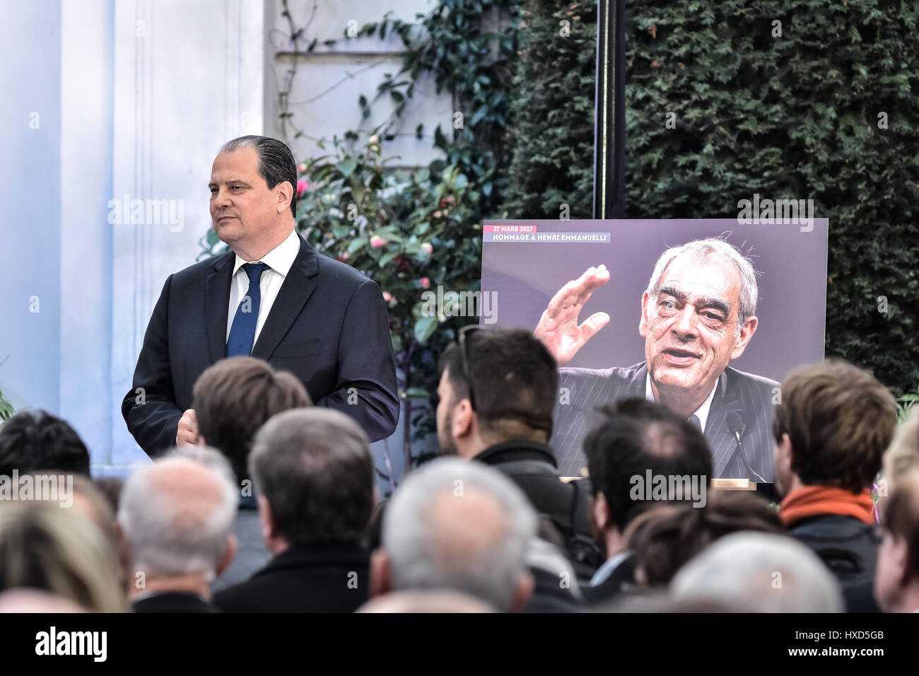 Parigi, Francia. 27 Mar, 2017. Omaggio a Henri Emmanueli - 27/03/2017 - Francia/Ile-de-France (regione)/Parigi - Omaggio a Henri Emmanueli presso la sede del partito socialista in presenza di Benoit Hamon, J.C. Cambadelis, Jean Marc Ayrault, Najat Vallaud Belkacem, Stephane Le Foll, credito: Le Pictorium/Alamy Live News Foto Stock