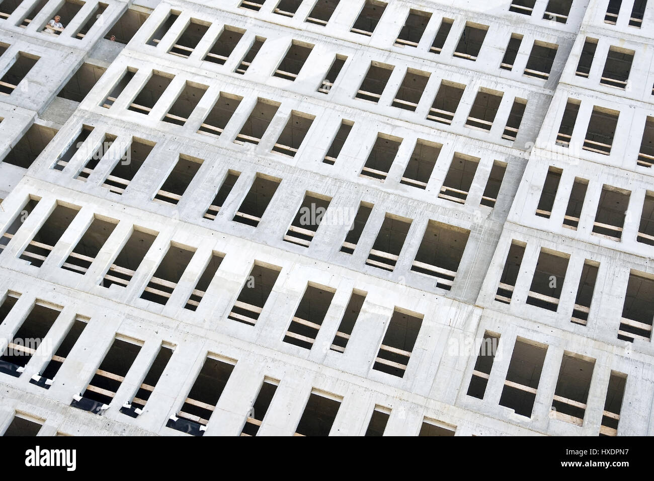 Facciata di un guscio, facciata di un edificio guscio |, Fassade von einem Rohbau |facciata di un edificio shell| Foto Stock