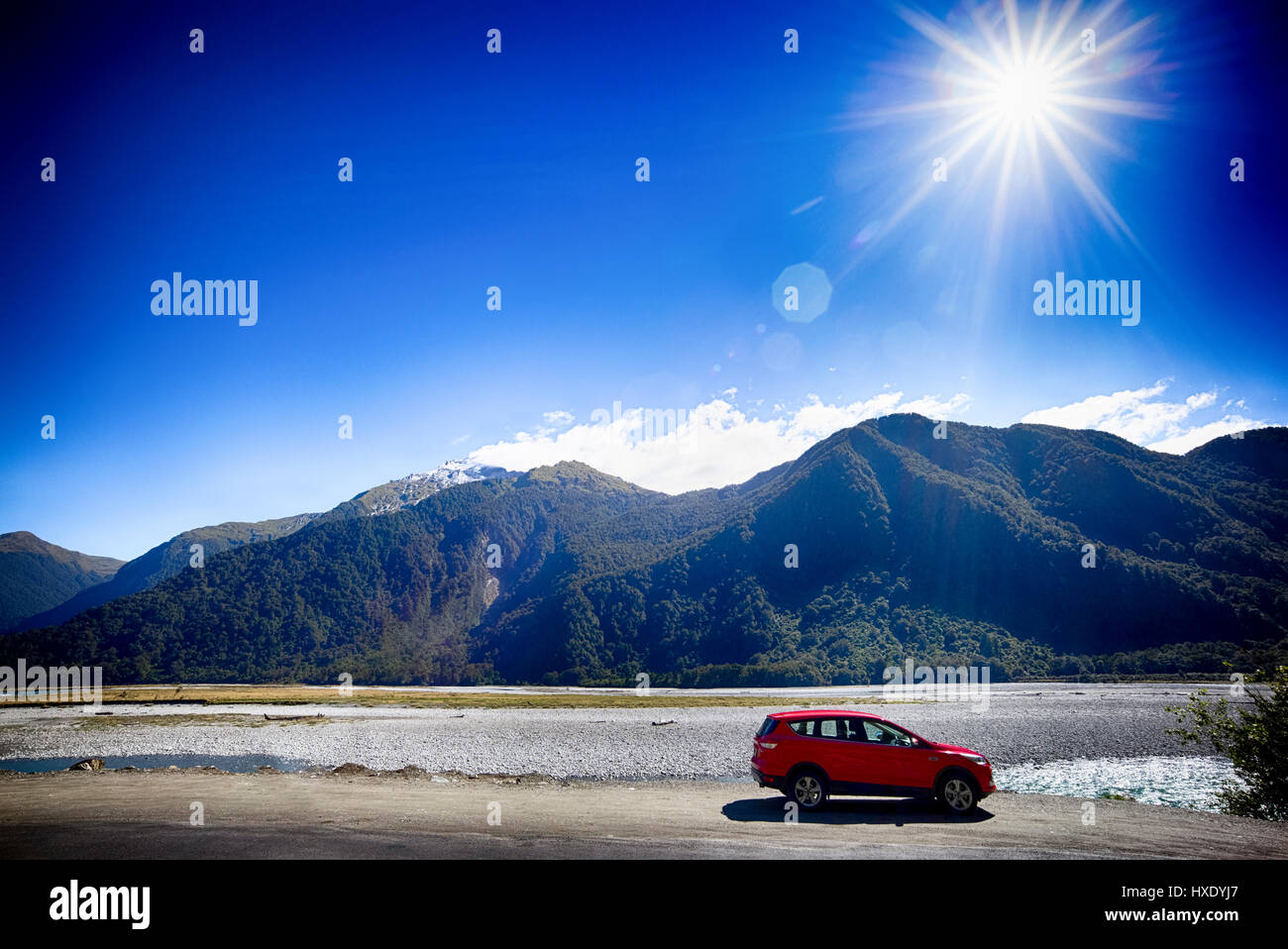 Lo sport utility vehicle Ford Kuga touring South Island, in Nuova Zelanda. Foto Stock