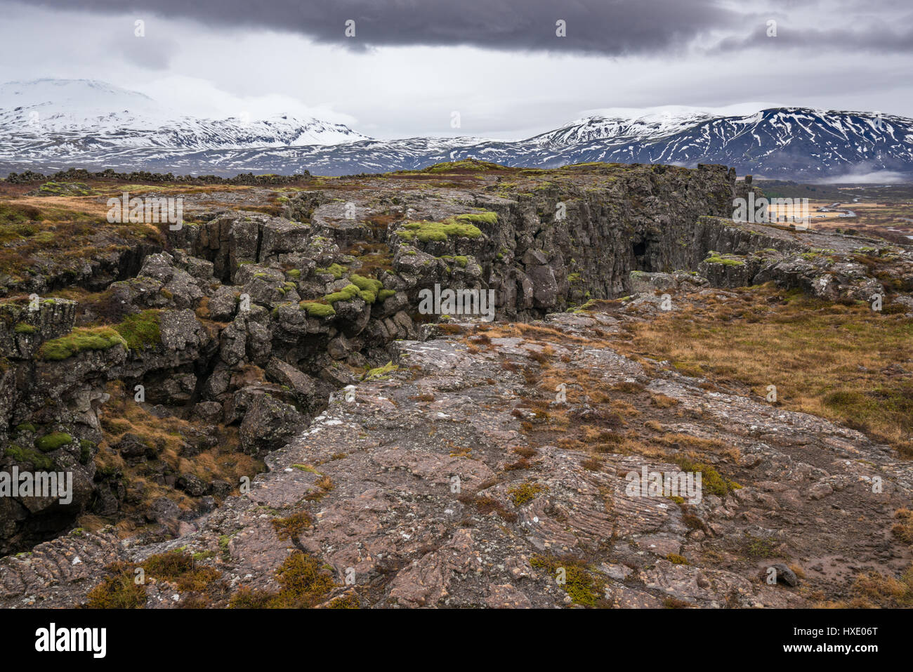 Thingvellir National Park, l'Islanda è un sito Patrimonio Mondiale dell'UNESCO e popolare destinazione turistica situata lungo il cerchio dorato a nord-est di Reyjavi Foto Stock