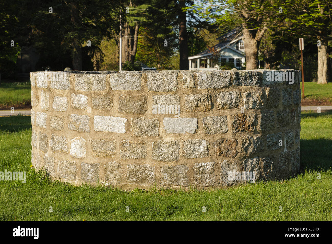 Thorvald Rock è in una gabbia di pietra a Tuck Memorial Museum di Hampton, New Hampshire, che è parte della Nuova Inghilterra. Foto Stock