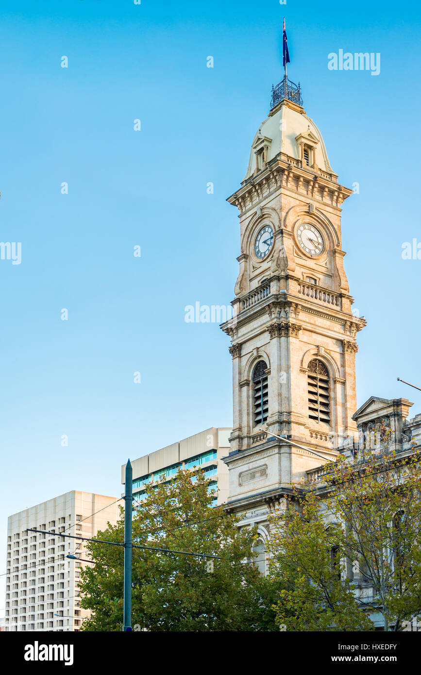 GPO di Adelaide Post Shop con campanile situato a Victoria Square nel CBD di Adelaide Foto Stock