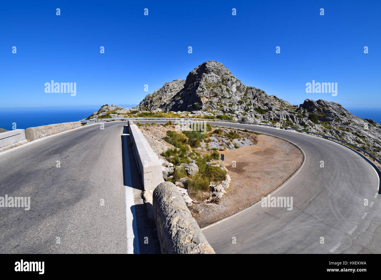 Famoso tornante sulla strada per il villaggio di Sa Calobra su Mallorca, Spagna Foto Stock