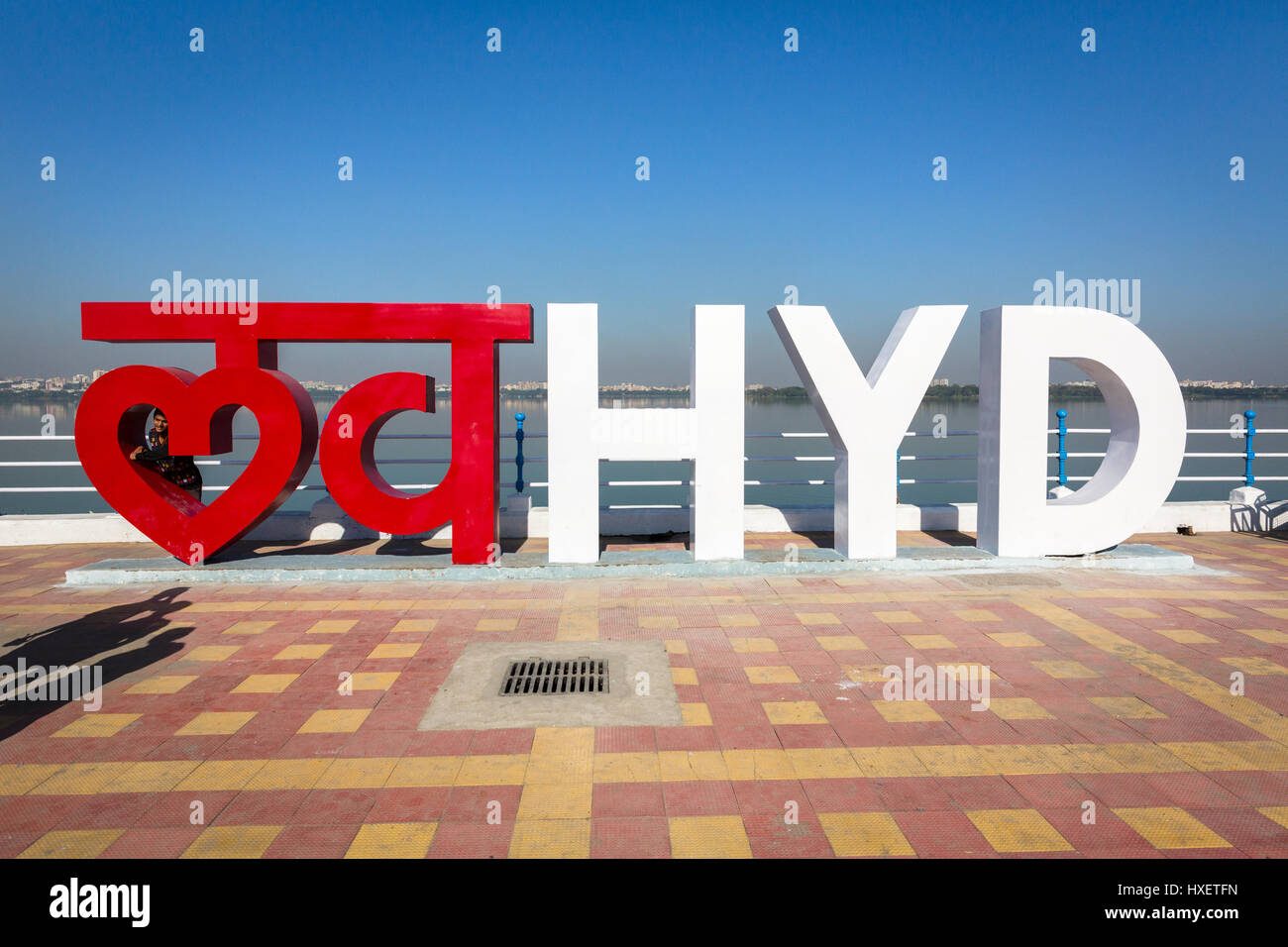 Hyderabad, India - novembre 26,2016. amore hyd è una nuova installazione tipografica progettata da hitesh malaviya & Hanif Kureshi.Si tratta di un monumento di amore d Foto Stock