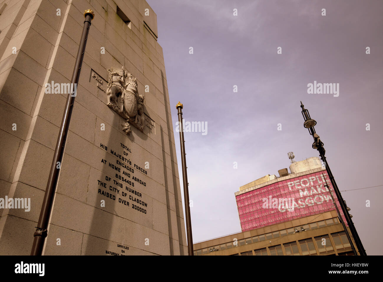 Glasgow George Square e Memoriale di guerra Foto Stock