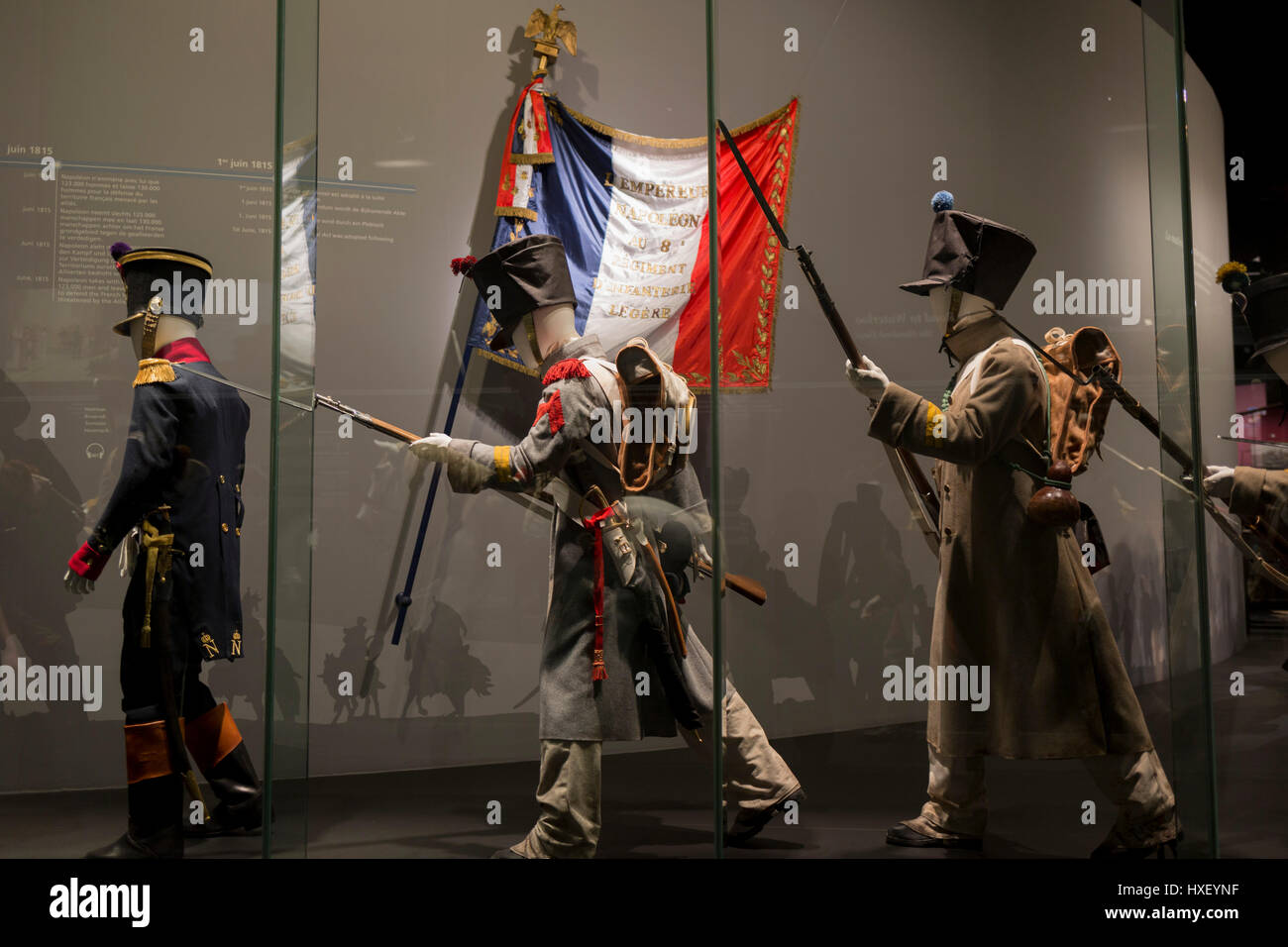 Presenta all'interno del Memorial 1815 mostra presso il campo di battaglia di Waterloo, il 25 marzo 2017, a Waterloo, Belgio. Inaugurata la battaglia il bicentenario, i visitatori possono sperimentare la storia dell'Europa napoleonica e gli eserciti di entrambi i francesi e di eserciti alleati in quel giorno. La battaglia di Waterloo è stata combattuta il 18 giugno 1815. Un esercito francese sotto Napoleone Bonaparte era stato sconfitto da due tra gli eserciti della settima coalizione: un anglo-led esercito alleato sotto il comando del Duca di Wellington e un esercito prussiano sotto il comando di Gebhard Leberecht von Blücher, risultante in 41.000 vittime. Foto Stock