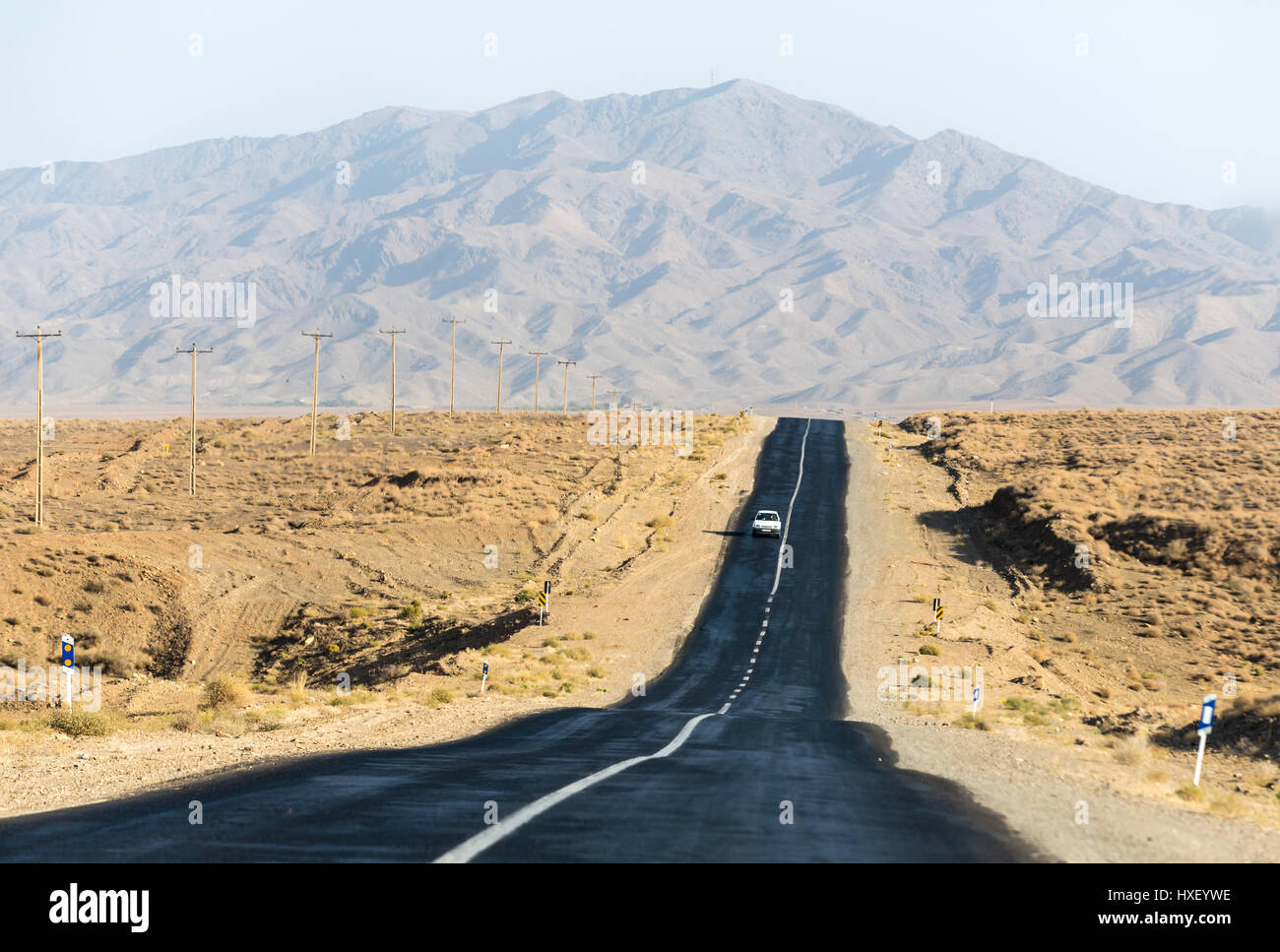 Strada nella provincia di Isfahan in Iran Foto Stock