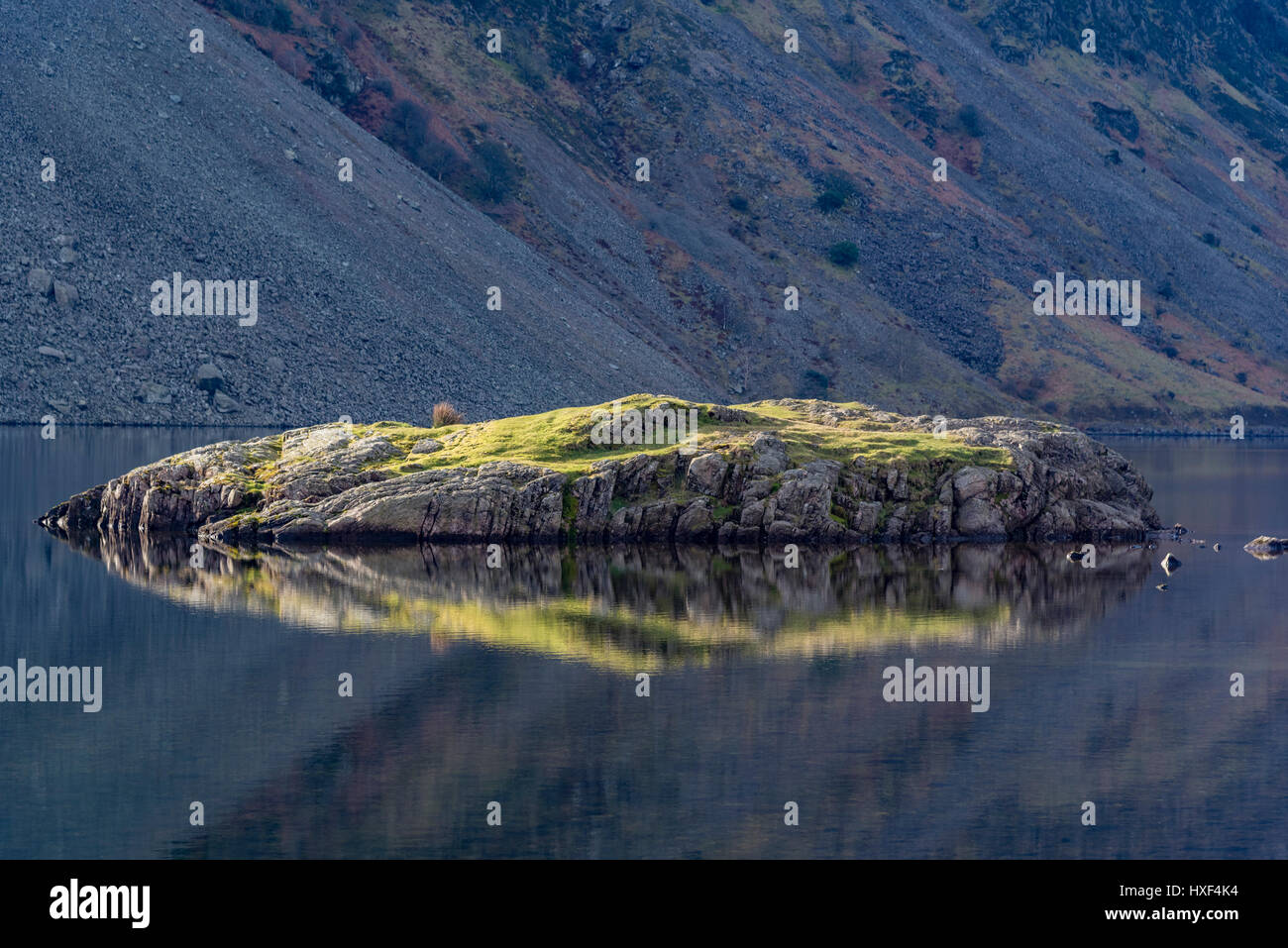 Wastwater con calma piatta ancora la presenza di acqua Foto Stock