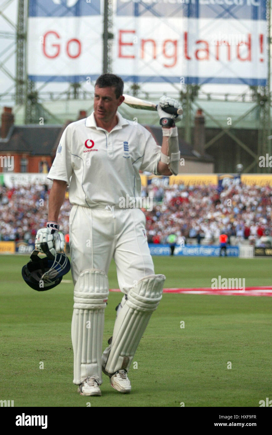 ASHLEY GILES INGHILTERRA & WARWICKSHIRE CCC BRIT OVAL LONDRA 11 Settembre 2005 Foto Stock