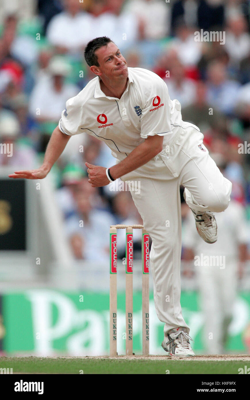 ASHLEY GILES INGHILTERRA & WARWICKSHIRE CCC BRIT OVAL LONDRA 11 Settembre 2005 Foto Stock