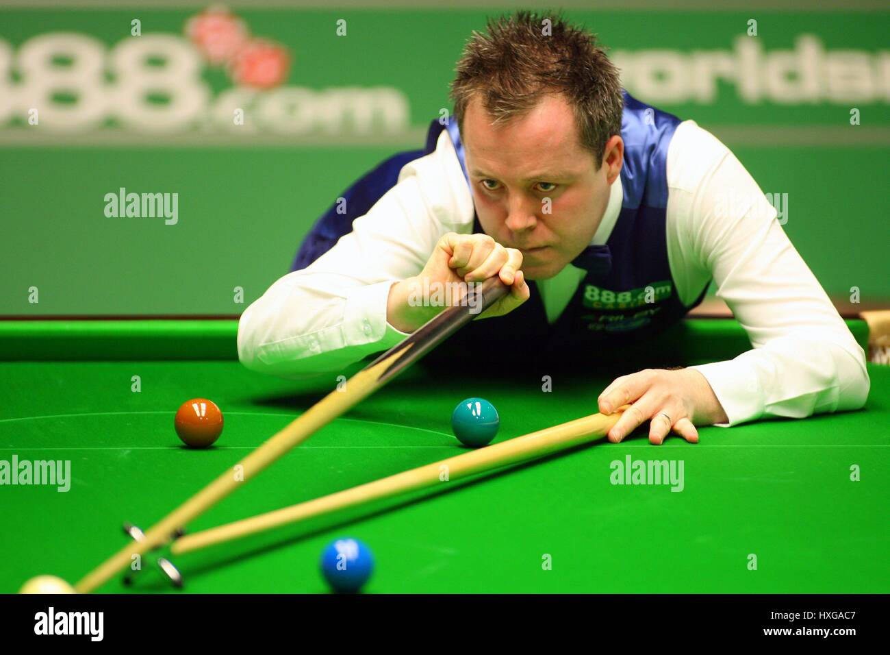 JOHN HIGGINS DEL CAMPIONATO DEL MONDO DI SNOOKER COLUMBIA 24 Ottobre 2003 Foto Stock