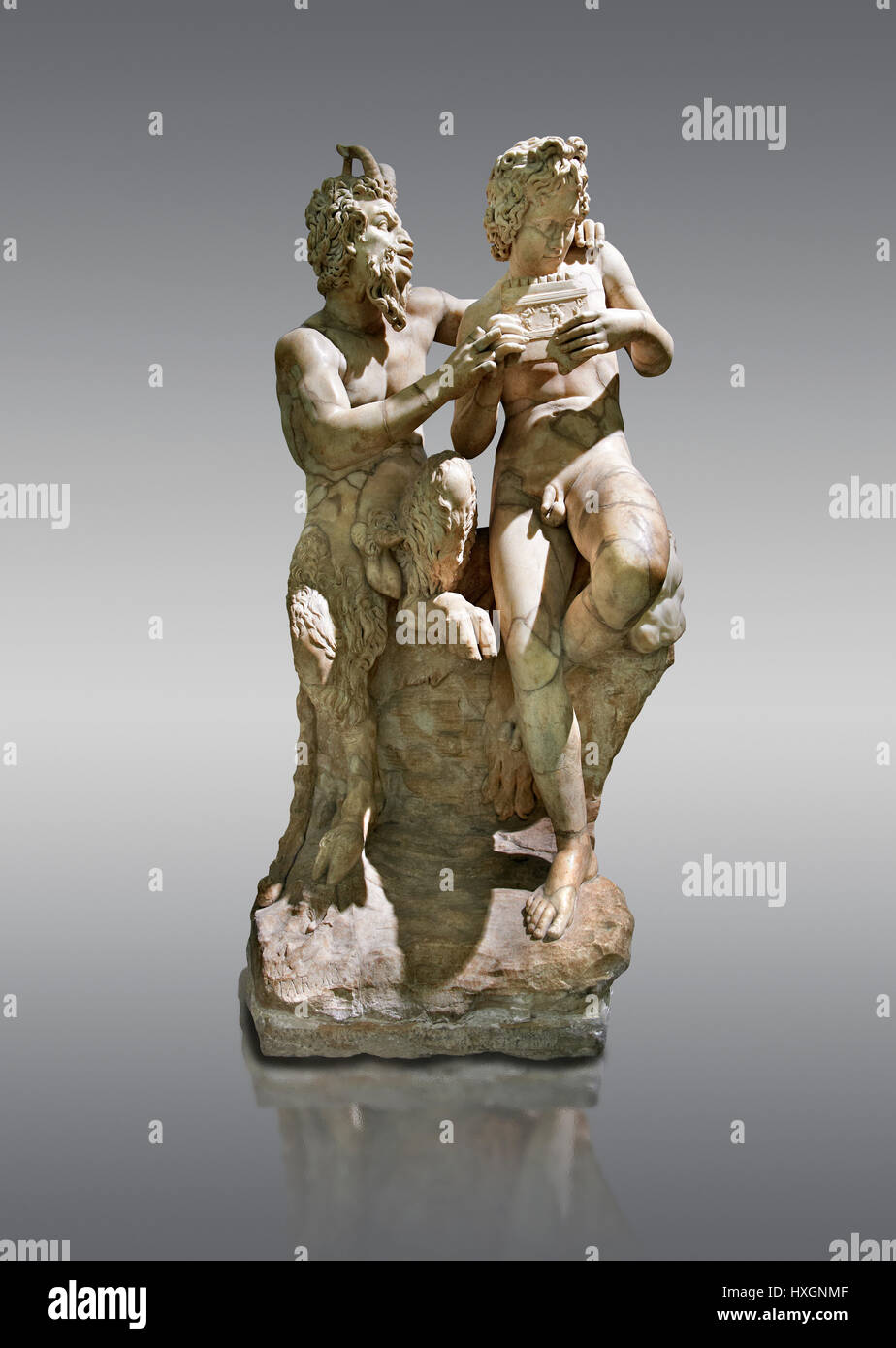 Ii secolo D.C. Romana scultura in marmo di Pan insegnamento Daphnis per riprodurre le tubazioni, la collezione Farnese, Museo Archeologico Nazionale di Napoli Foto Stock