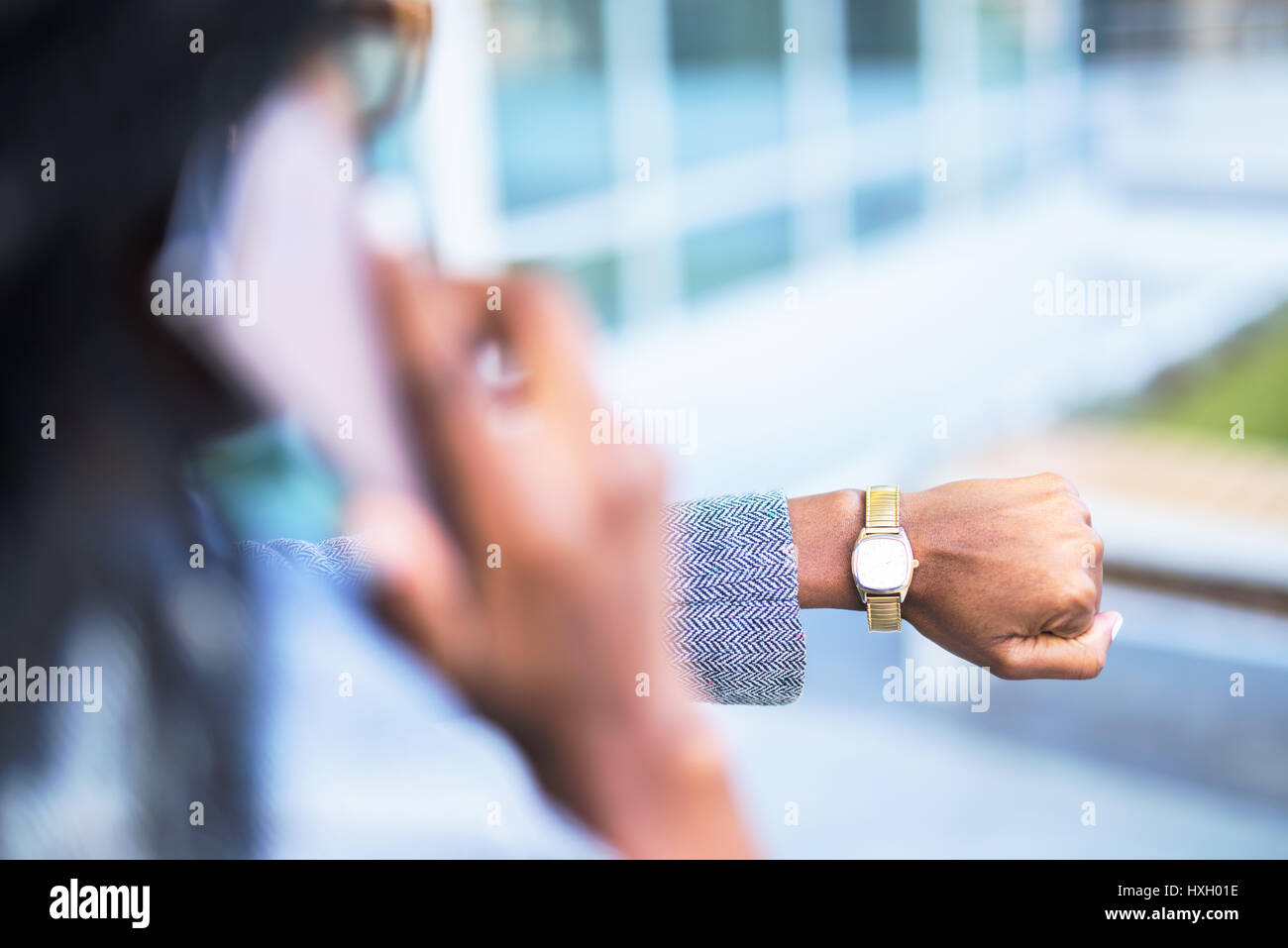 Lei è così occupato tutto il tempo Foto Stock