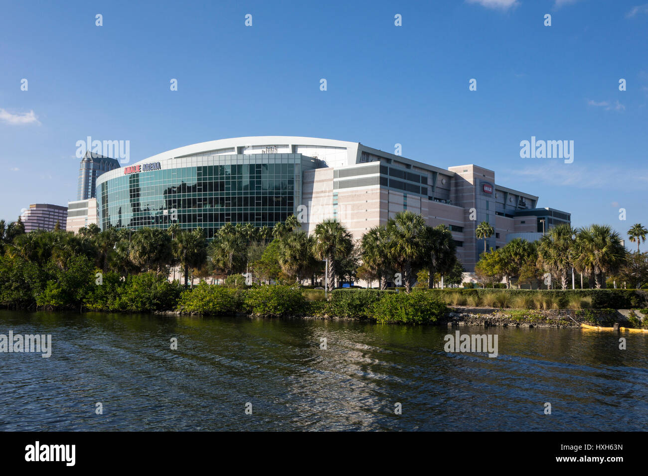 Amalie Arena e Hillsborough River, Tampa, Florida, Stati Uniti d'America Foto Stock