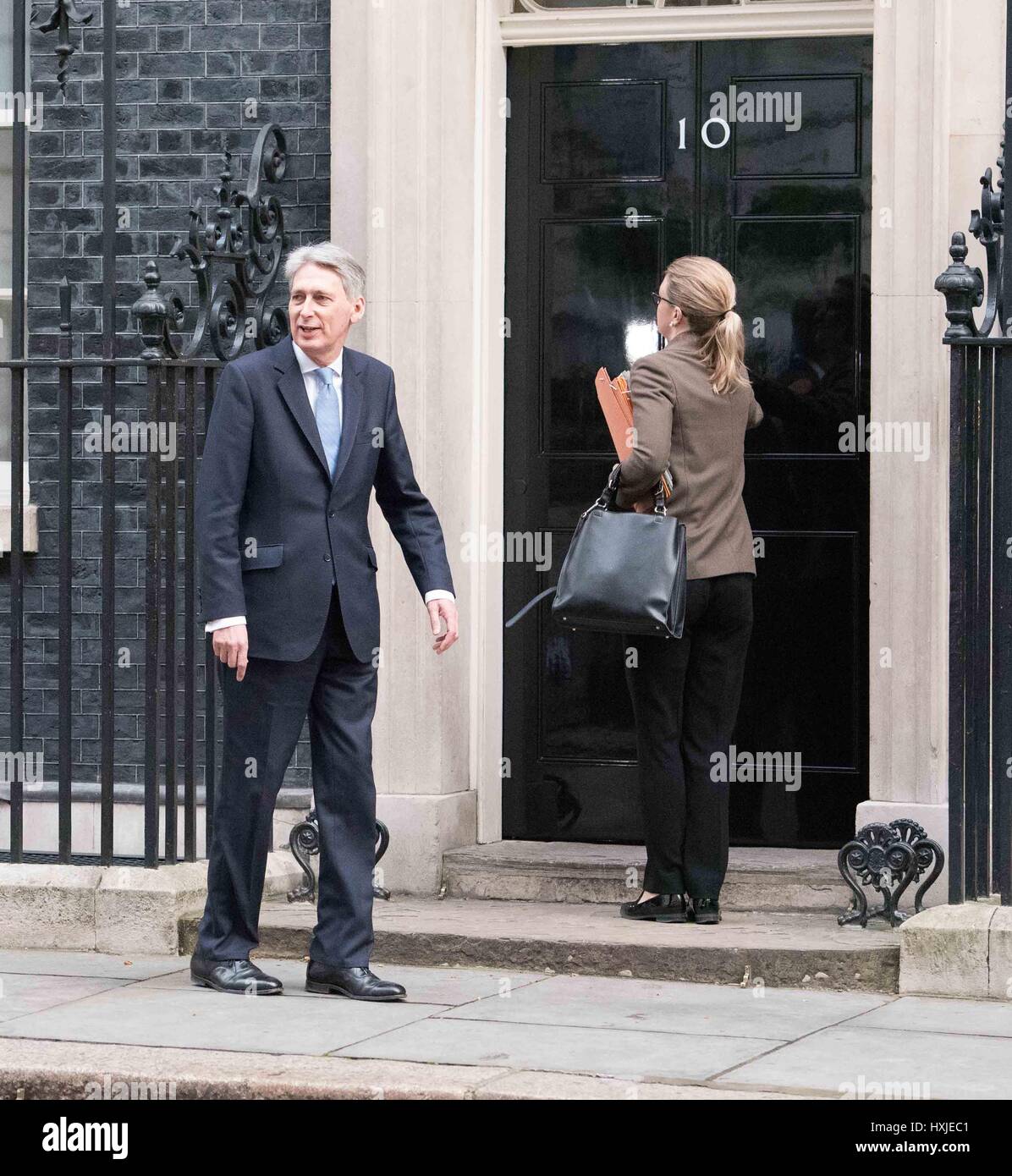 Londra, Regno Unito. 29 Mar, 2017. Brexit riunione del gabinetto - Phillip Hammond arriva Credito: Ian Davidson/Alamy Live News Foto Stock