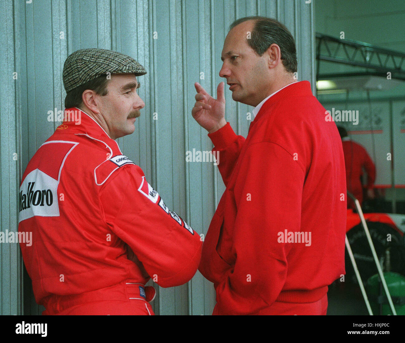 NIGEL MANSELL & Ron Dennis MARLBORO MCLAREN MERCEDES 95 09 marzo 1995 Foto Stock