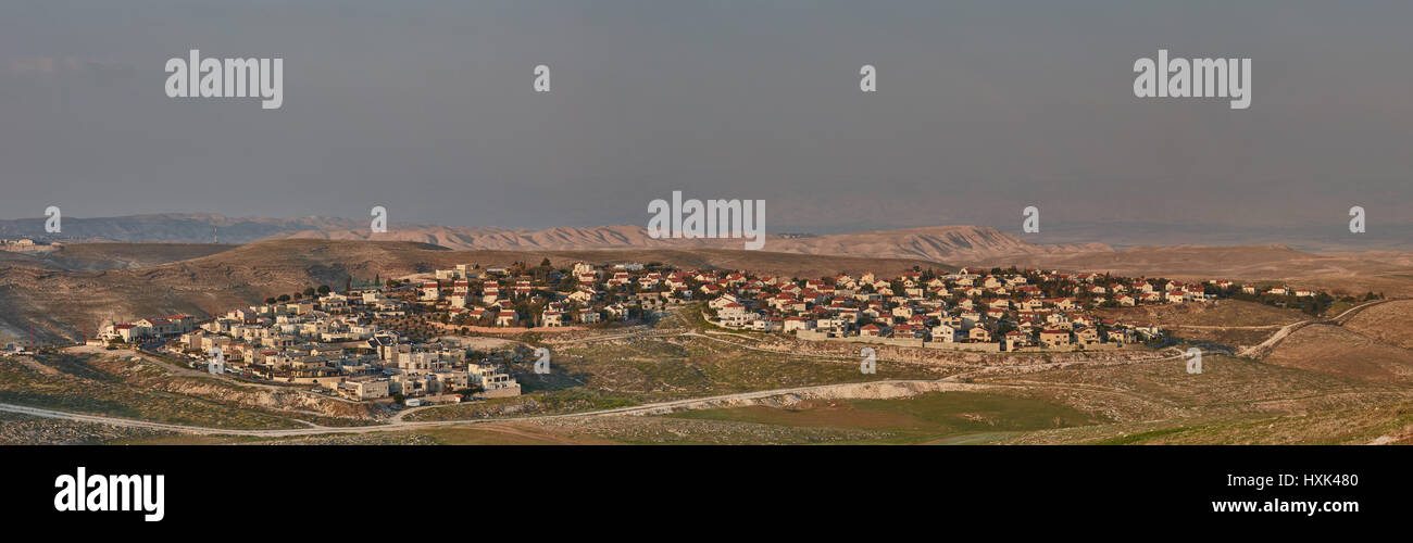 Maale Adumim - 10 Febbraio 2017: Maale Adumim insediamento, vista aerea, panorama Foto Stock