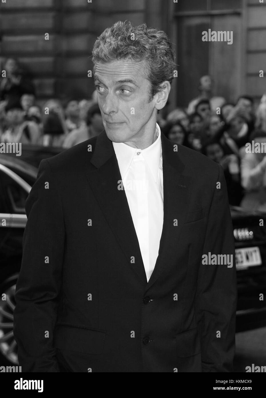 Londra, UK, 2 settembre 2014: Peter capaldi ( immagine Altered digitalmente a monocromatica ) assiste la gq men of the Year Awards presso la Royal Opera House di Londra, Regno Unito. Foto Stock