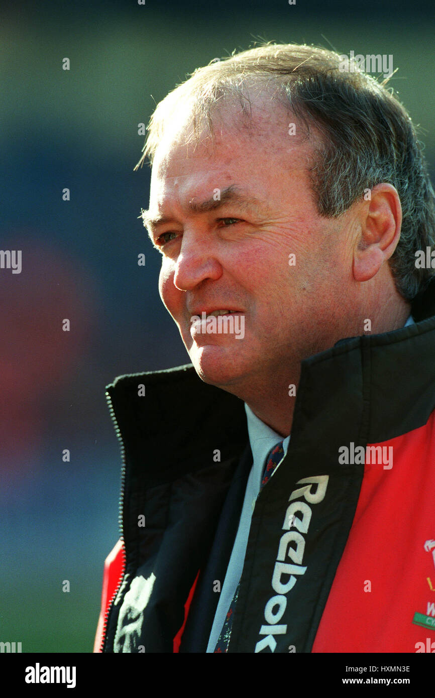 GRAHAM HENRY GALLES RU PULMANN 20 Febbraio 1999 Foto Stock