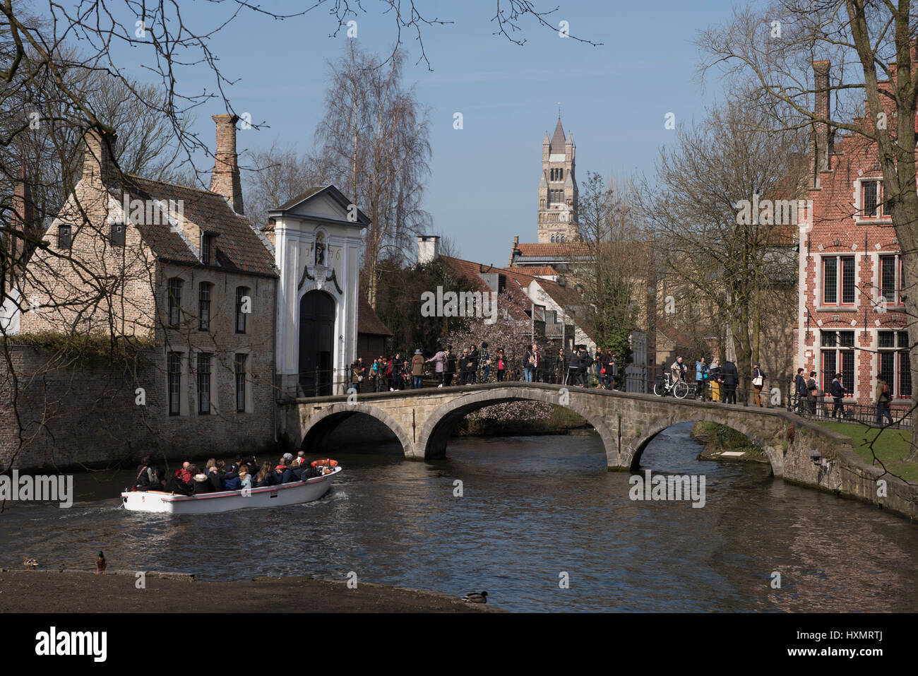 Bruges o Brugge è la capitale e la città più grande della provincia della Fiandre Occidentale nella regione fiamminga del Belgio, nel nord-ovest del paese. Foto Stock