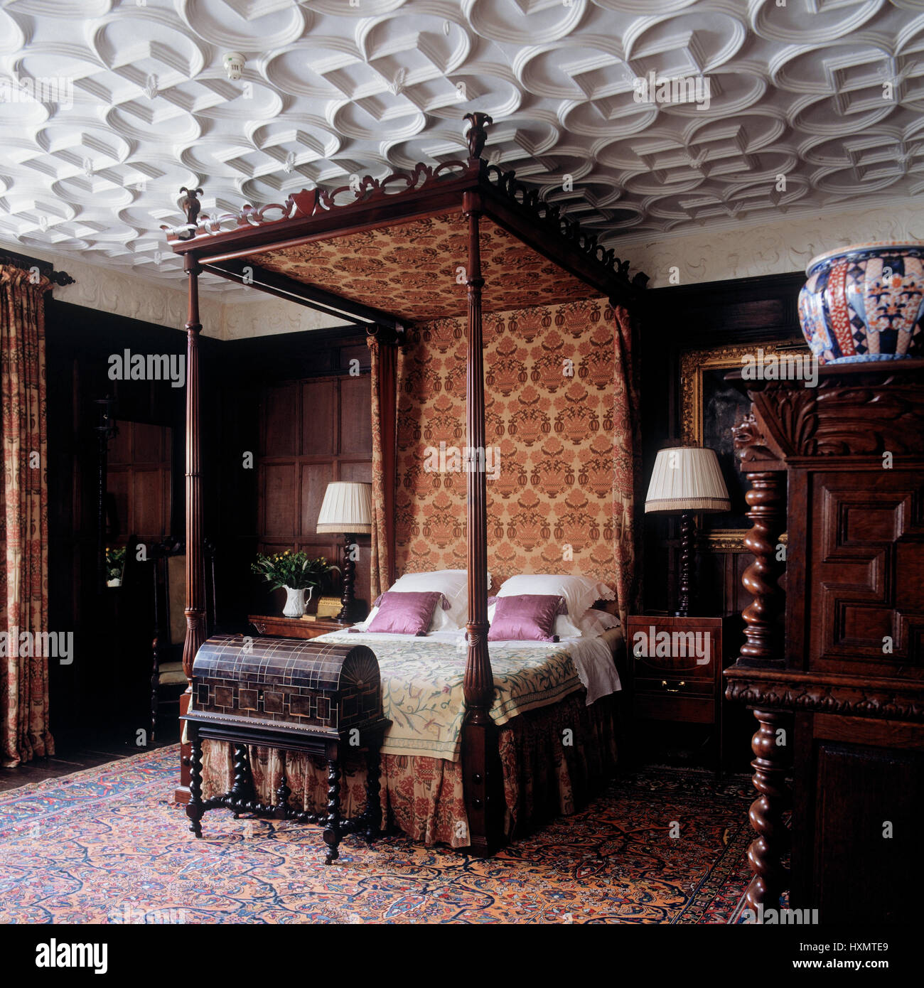 In stile vittoriano in camera da letto. Foto Stock