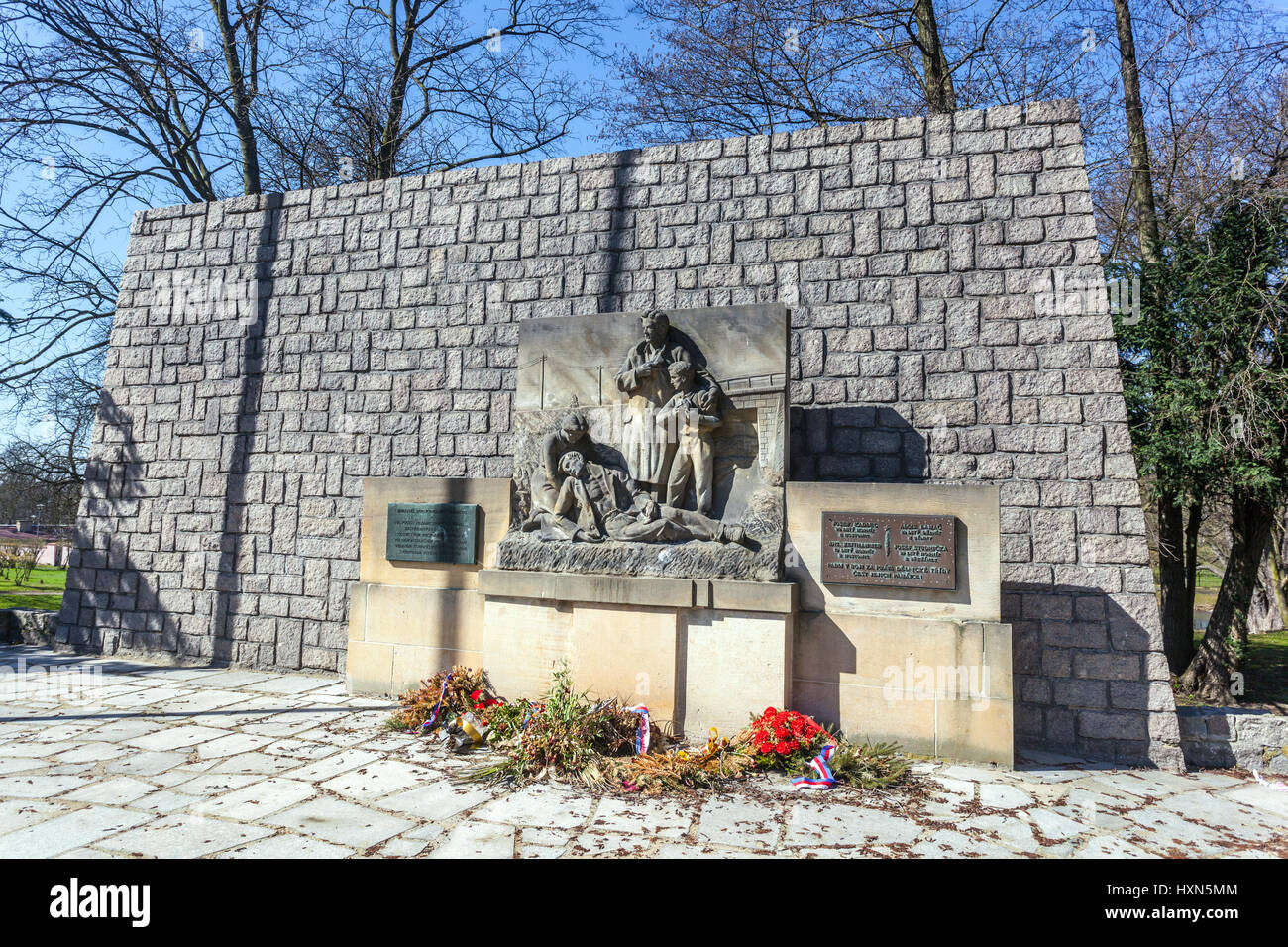 Il viadotto di Duchcov memorial commemora le vittime di conflitti fame marzo con gendarmi in 1931, Duchcov, Repubblica Ceca, Europa Foto Stock