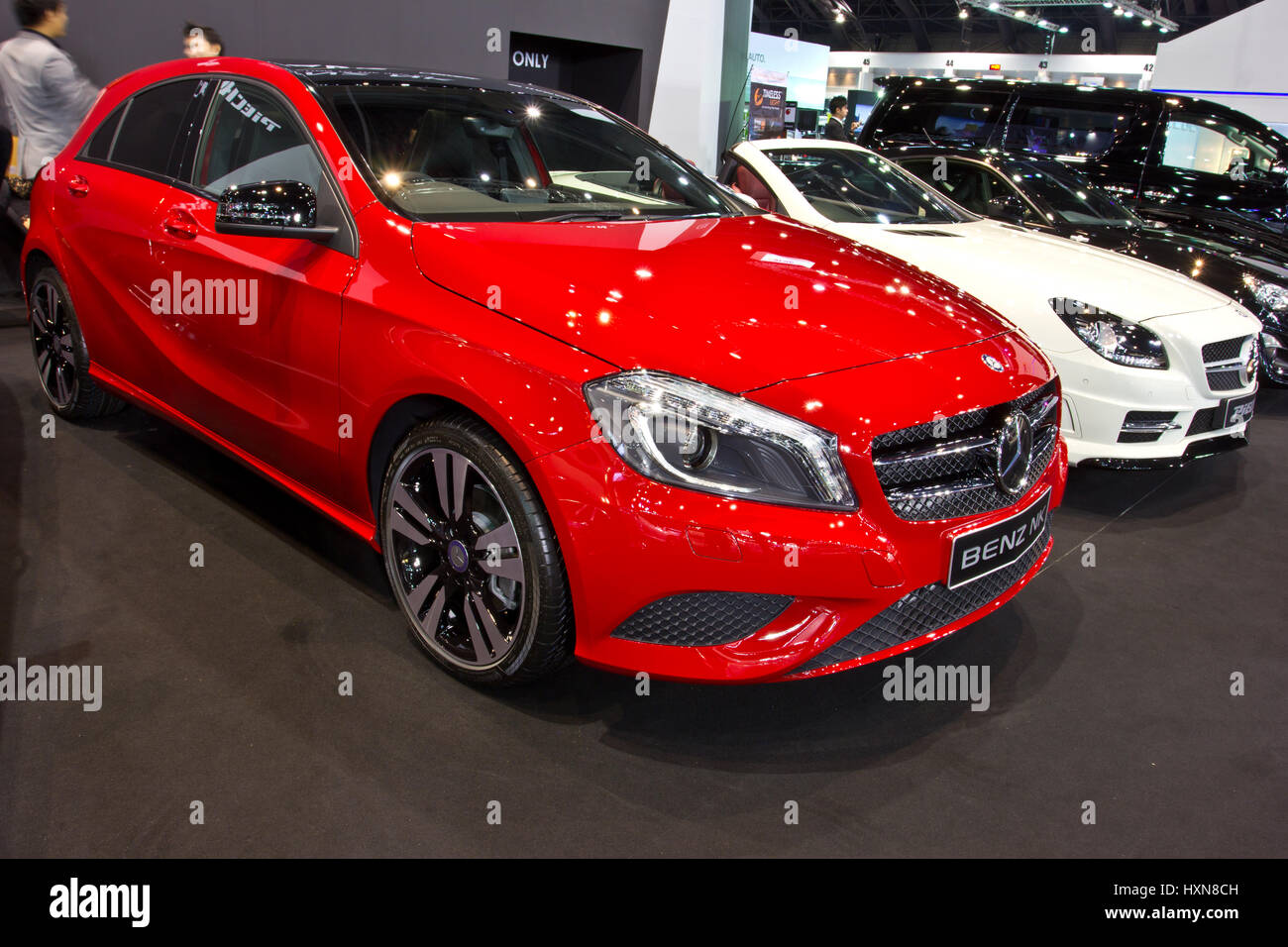 BANGKOK - 23 giugno : BENZ show a seconda Bangkok International Auto Salon 2013, il più grande e magnifico modificati e auto accesso automobilistica Foto Stock