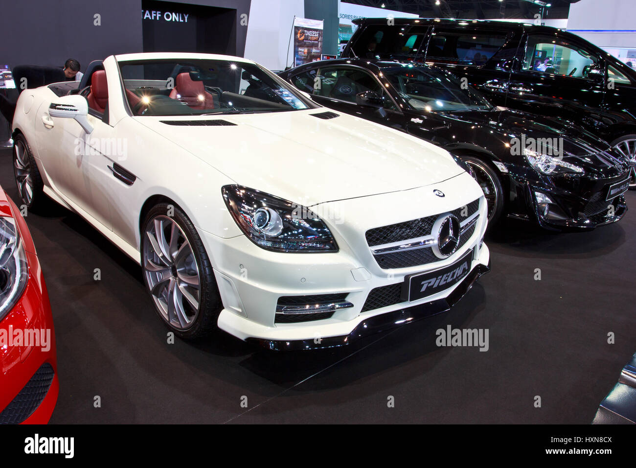 BANGKOK - 23 giugno : BENZ show a seconda Bangkok International Auto Salon 2013, il più grande e magnifico modificati e auto accesso automobilistica Foto Stock