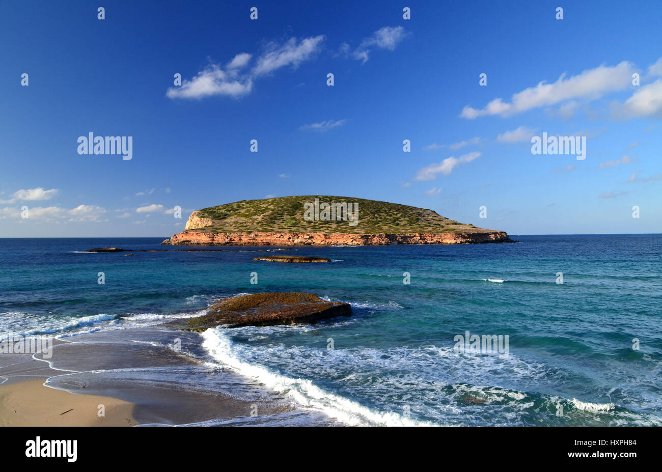 Vista di Cala Comte Beach a Ibiza, Spagna Foto Stock