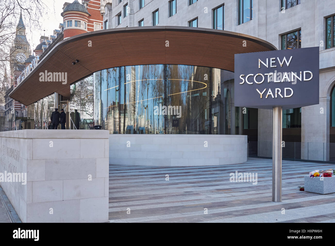 La Nuova Scozia Scotland Yard sede sulla Victoria Embankment in London, England Regno Unito Regno Unito Foto Stock