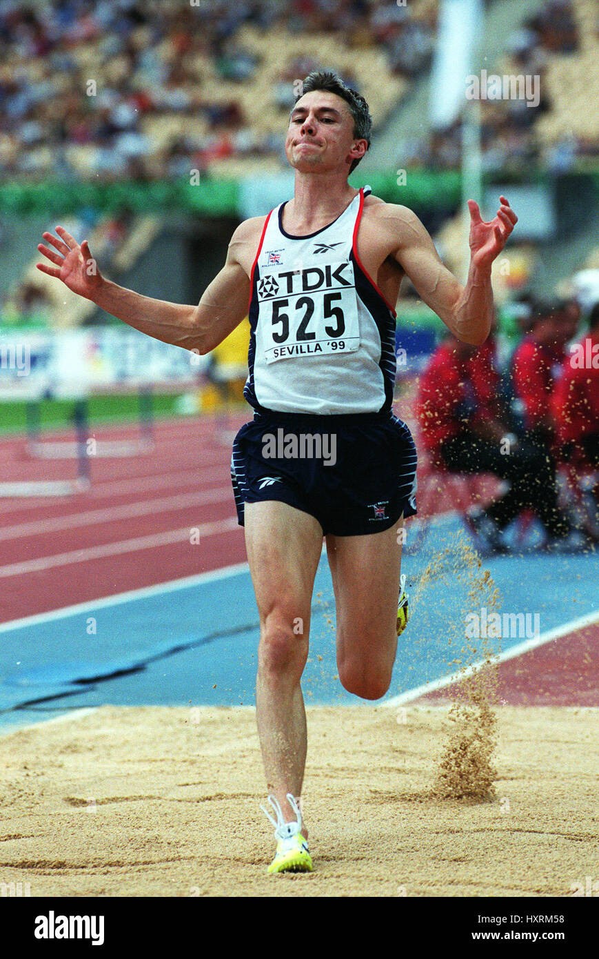 JONATHAN EDWARDS salto triplo 24 Agosto 1999 Foto Stock