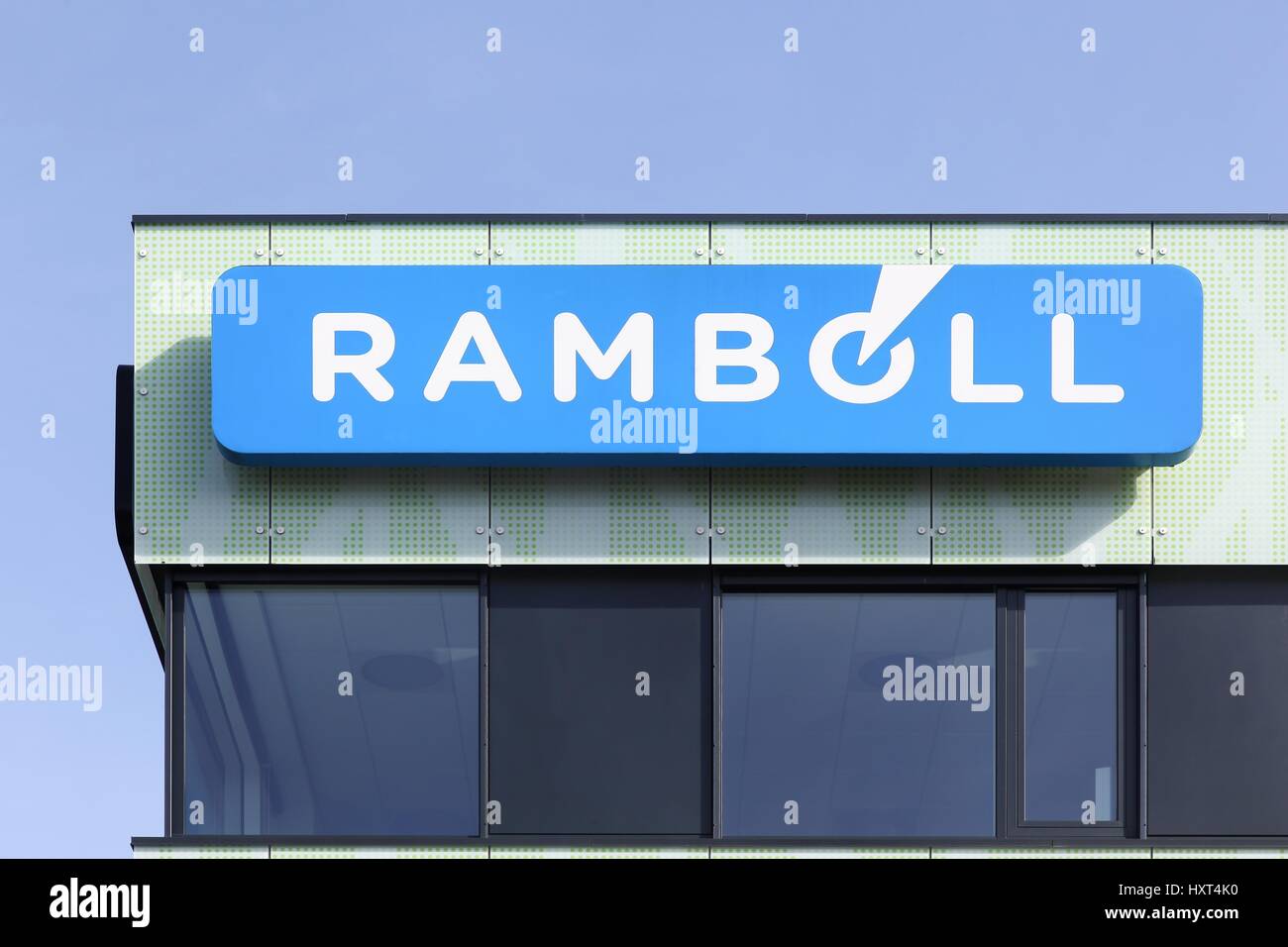 Vejle, Danimarca - 25 Marzo 2017: Ramboll logo su una parete. Ramboll è un danese consulenza engineering group con operazioni in tutto il mondo Foto Stock