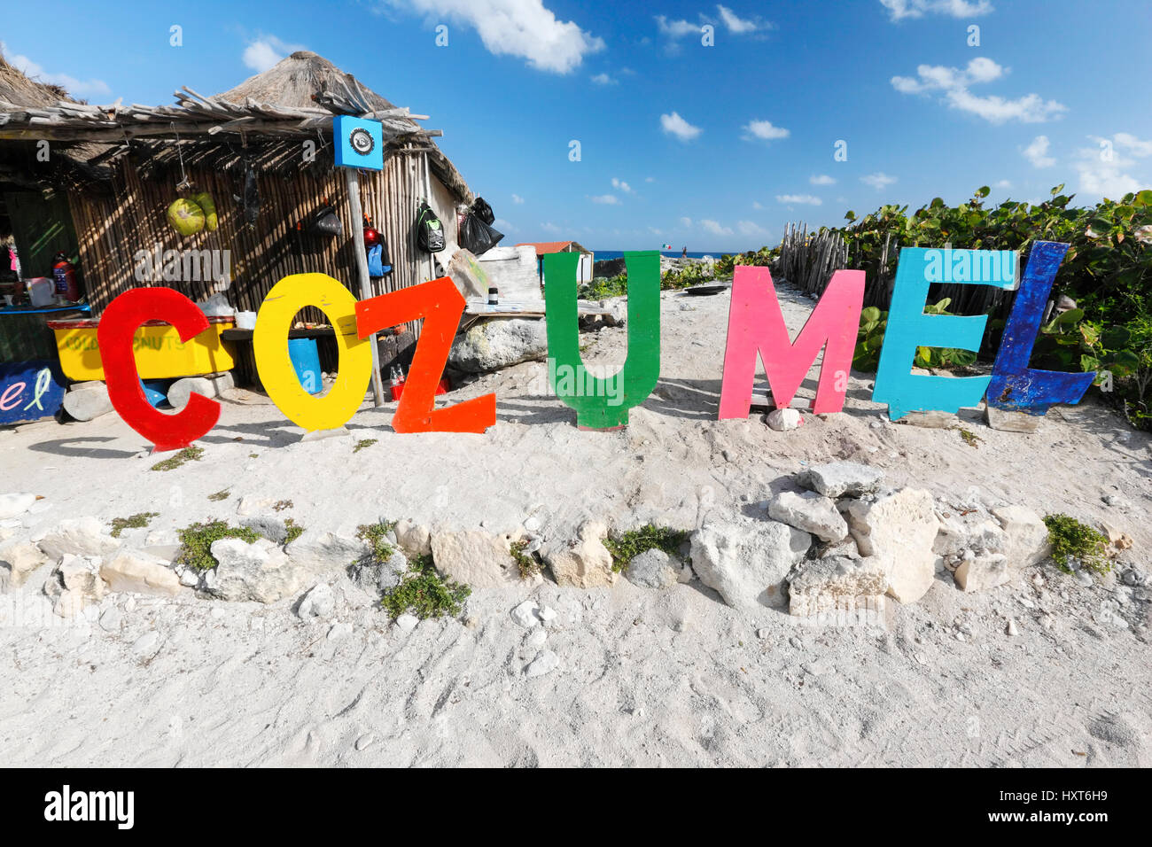 Colorfil Cozumel segno sulla spiaggia Foto Stock