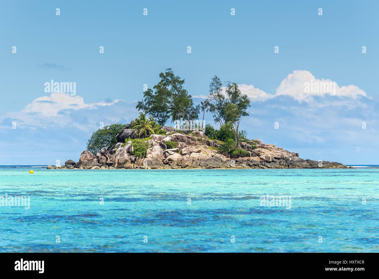 Poco granito Mouse Island (Ile de Souris), Anse Royal, Isola di Mahe, Seychelles, Africa, Oceano Indiano Foto Stock