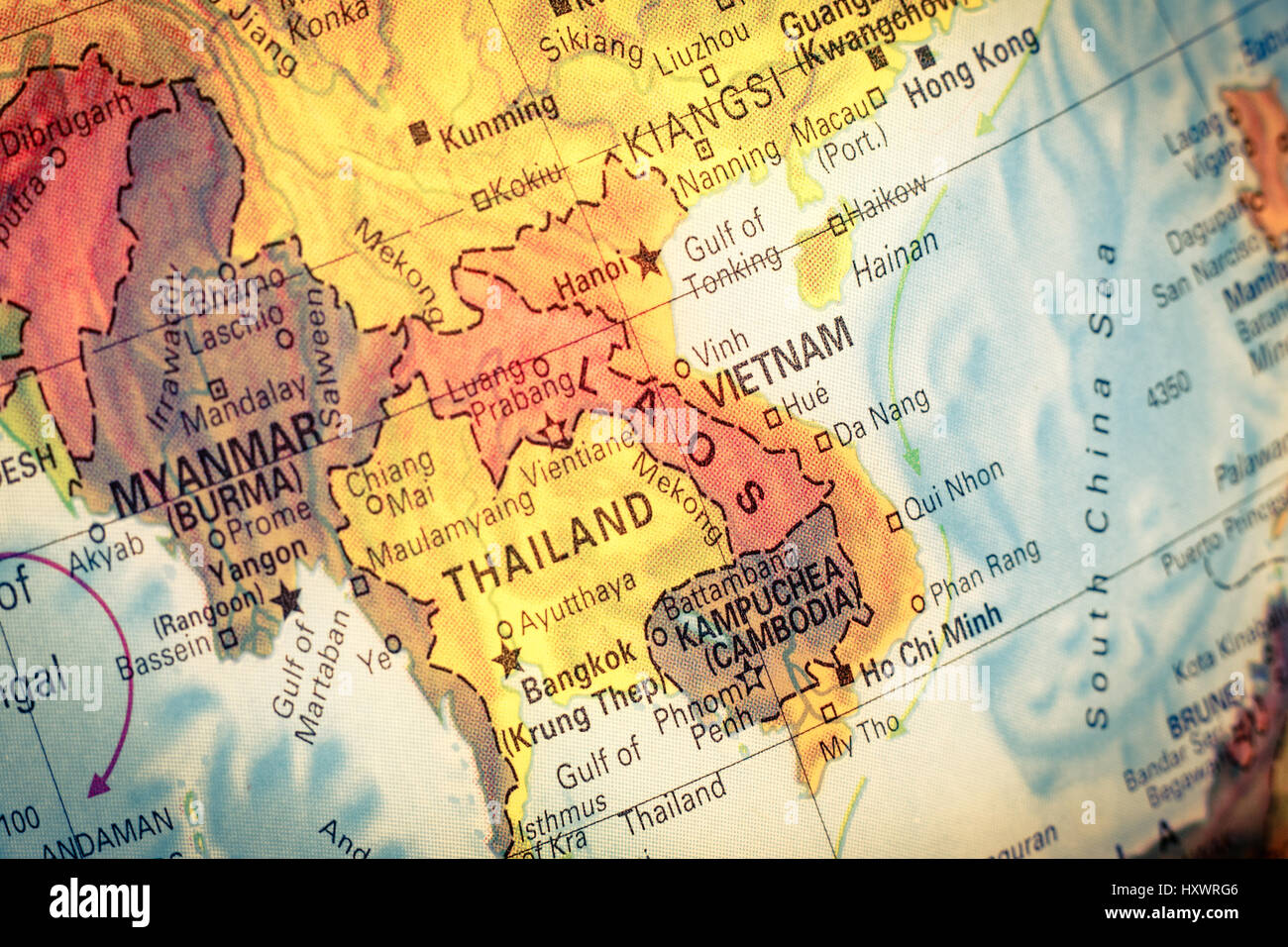 Vintage map Kampuchea ,Cambogia. Close-up macro immagine del Sud Est Asiatico mappa . Il fuoco selettivo sulla Cambogia Foto Stock