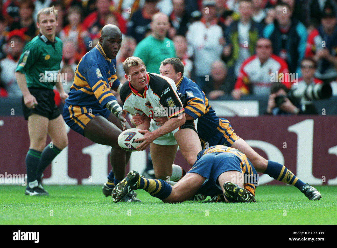 MIKE FORSHAW MORLEY & FLEARY BRADFORD BULLS V LEEDS RINOCERONTI 20 Marzo 1999 Foto Stock