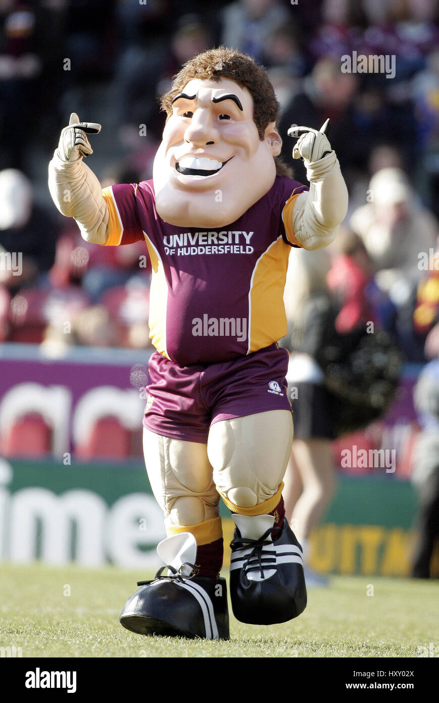BIG G! L HUDDERSFIELD GIANTS MASCOTTE GALPHARM STADIUM HUDDERSFIELD INGHILTERRA 06 Marzo 2005 Foto Stock