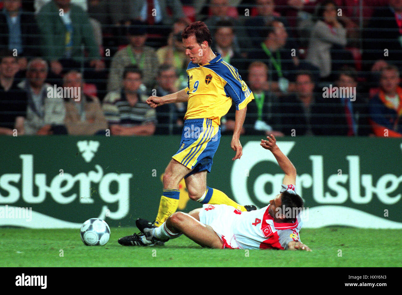 FREDRIK LJUNGBERG & FATIH SVEZIA V TURCHIA 15 Giugno 2000 Foto Stock