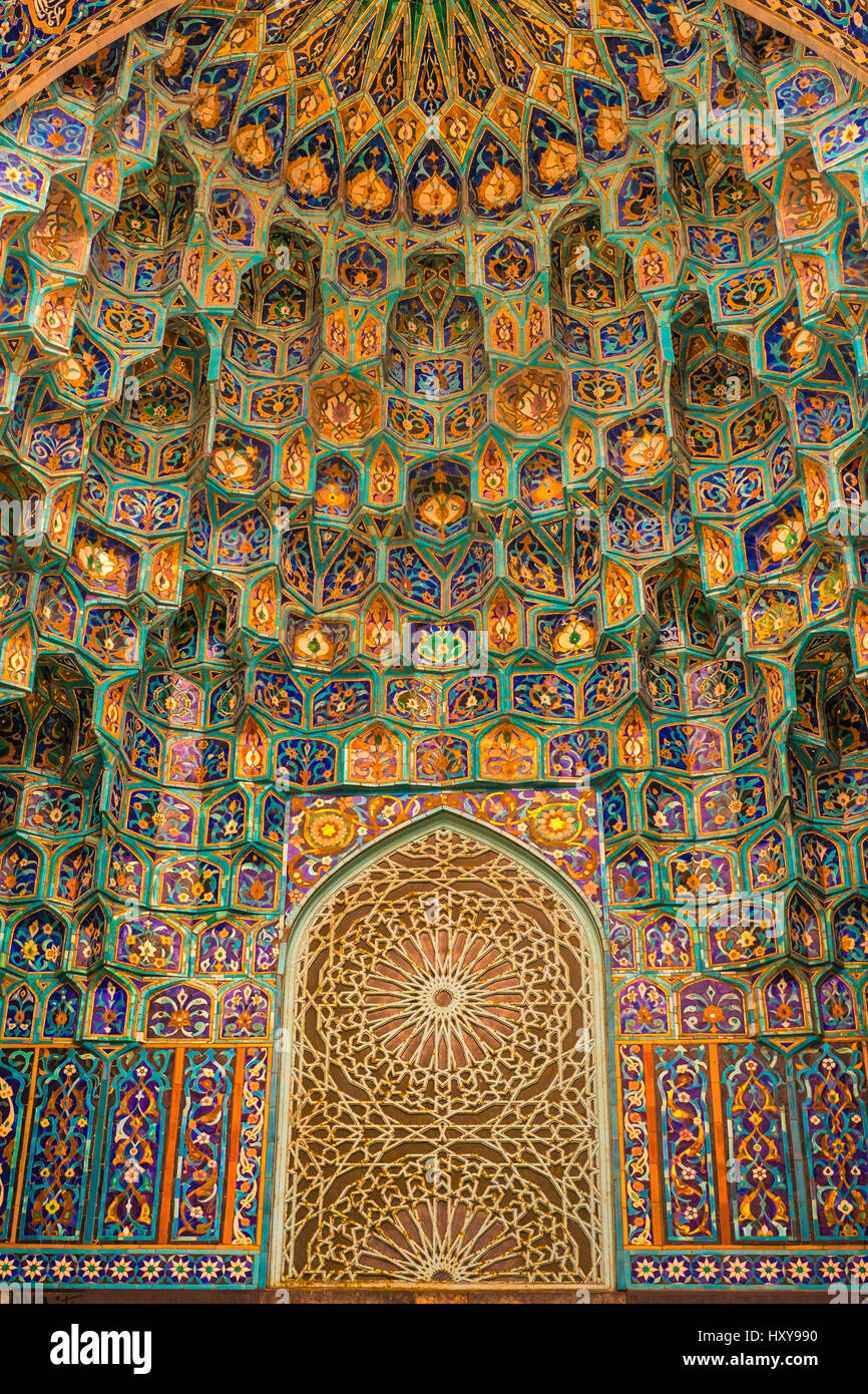 Il decor delle porte di San Pietroburgo la moschea principale Foto Stock