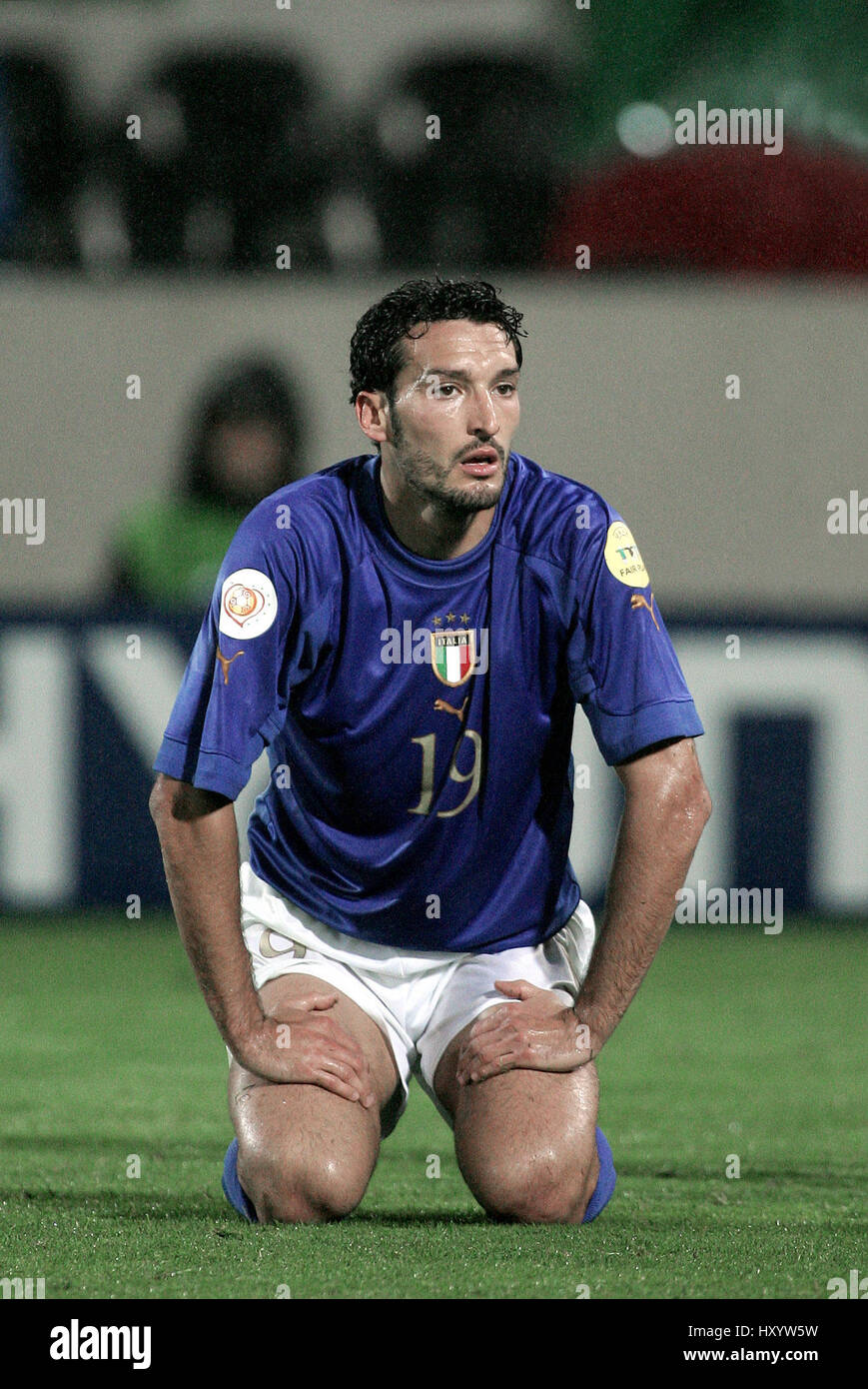 GIANLUCA ZAMBROTTA ITALIA & JUVENTUS D. Afonso Henriques STADIUM GUIMAR├ES Portogallo 22 giugno 2004 Foto Stock