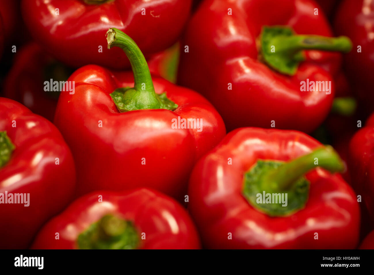 Peperone rosso verdure, sul display in negozio Foto Stock